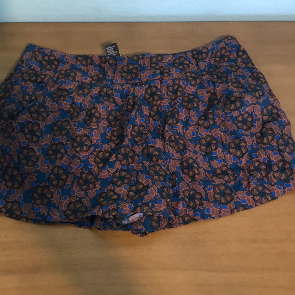 Forever 21 floral shorts